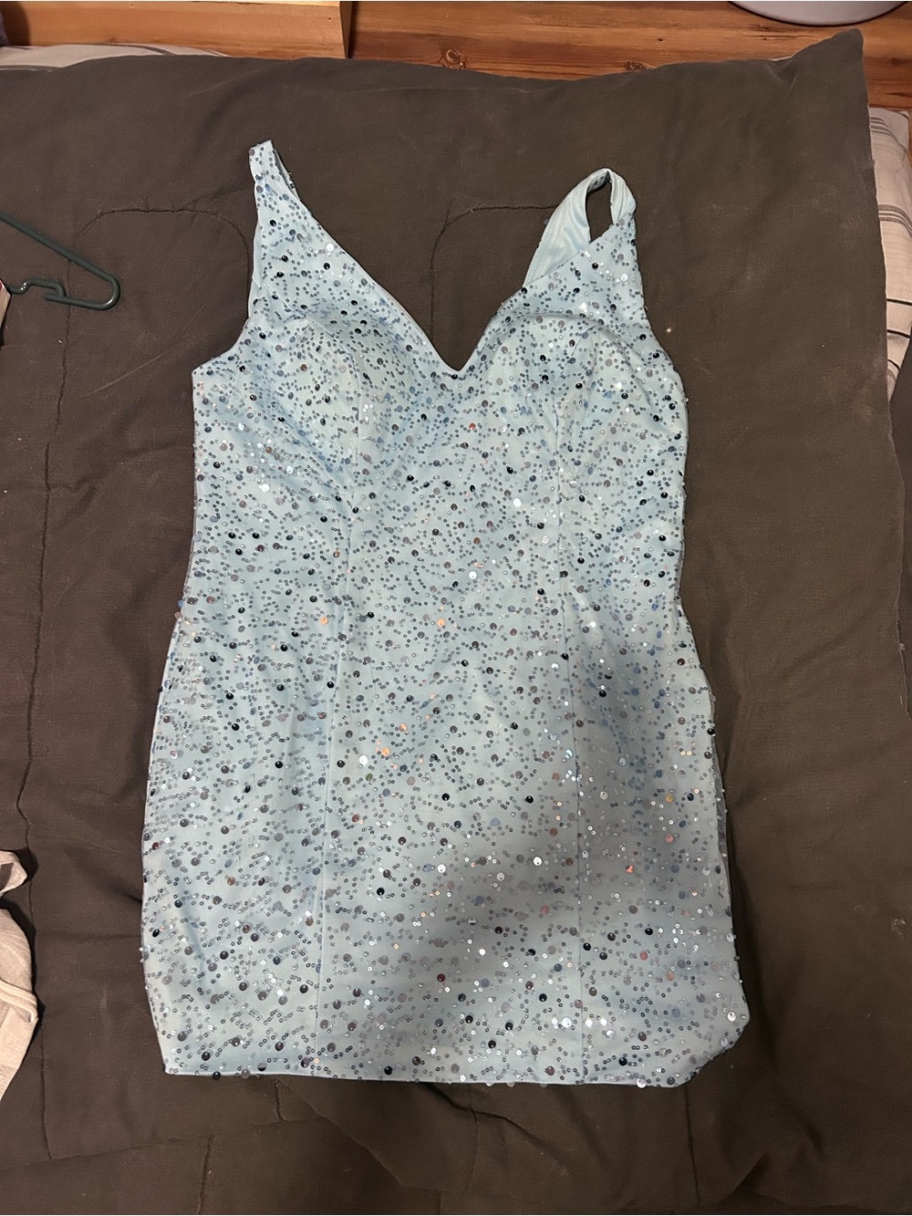 Sequin V-Neck Party Dress in Light Blue